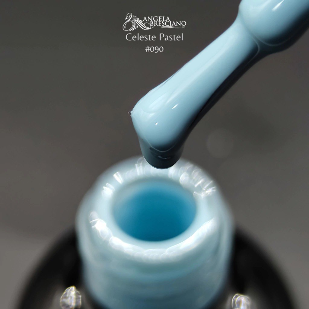 ANGELA BRESCIANO ESMALTE SEMIPERMANENTE CELESTE PASTEL