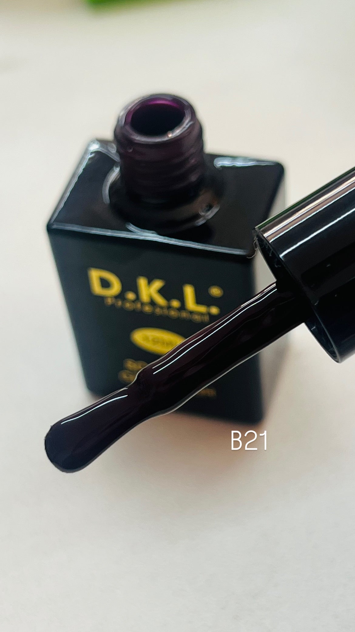 Esmalte Bordo DKL B21